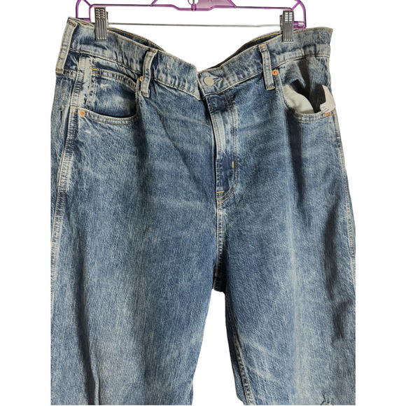 Gap Plus Size Distressed Dark Wash Vintage Flare High Rise Size 18 - Picture 3 of 5